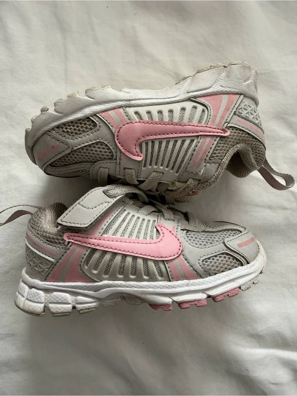 Nike Kids Vomero 5
